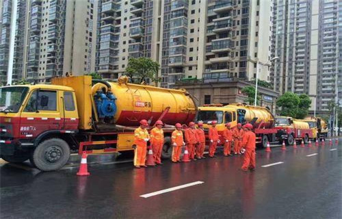 德令哈市政管道清淤